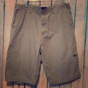 Vans shorts grey ripstop 36 waist